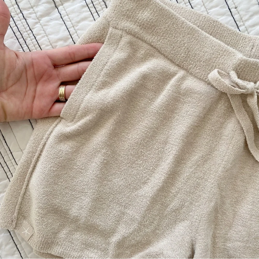 NWT Barefoot Dreams Cozy Chic Ultra Lite Rib Inset Shorts in Stone Taupe size XS